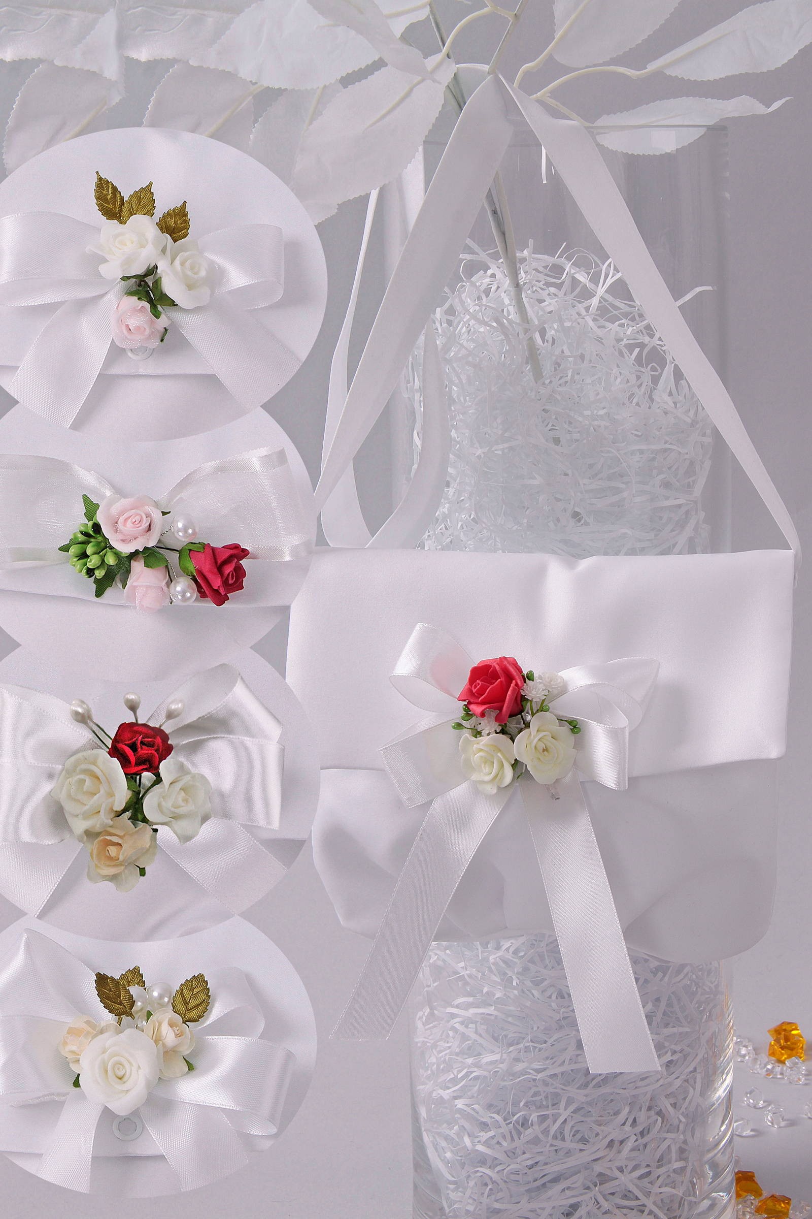 Satin communion bag with belt bouquet Satin communion bag with belt bouquet - obraz 0