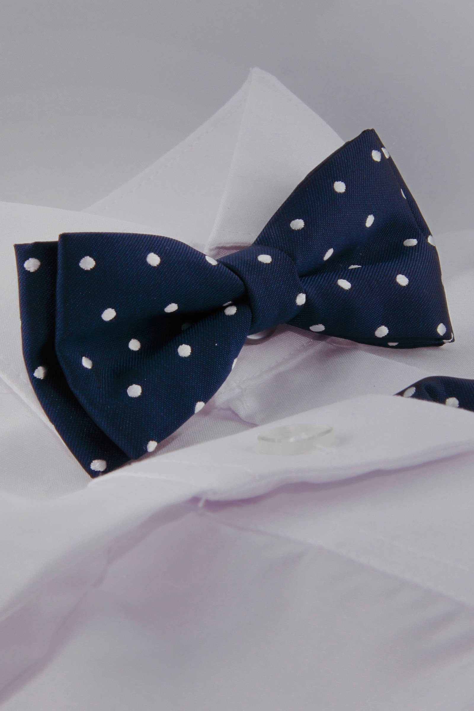 UK-MGK communion bow tie navy blue with dots - obraz 0