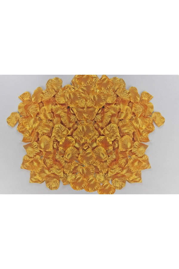 Communion table decorations - gold rose petals - obraz 1