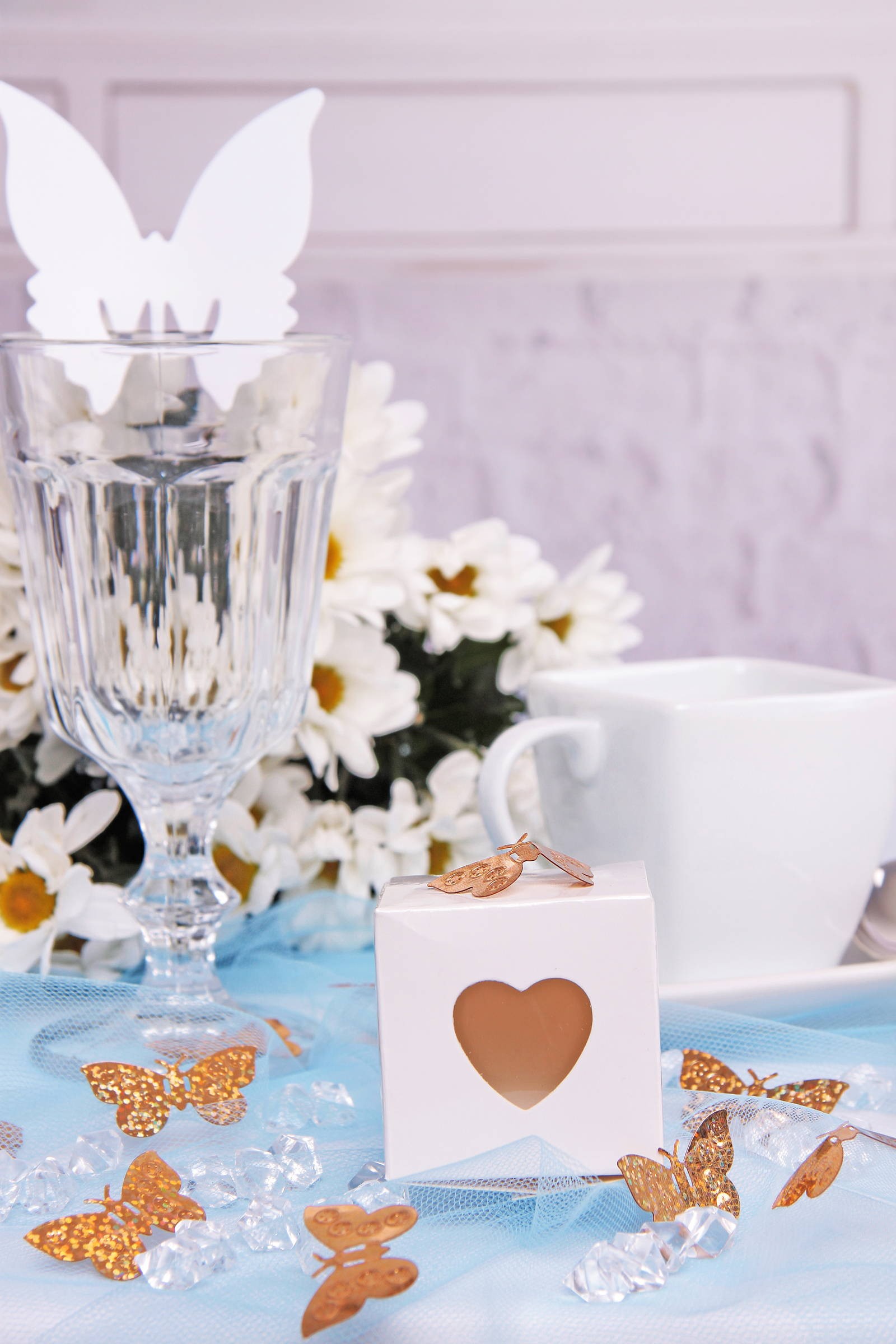 Surprise communion boxes for guests - heart - obraz 1