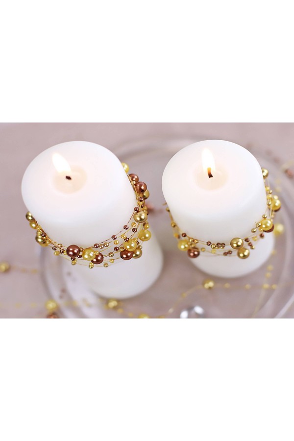 Gold pearl in communion garland Gold pearl in communion garland - obraz 2