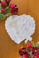 Embroidered communion handkerchiefs - Communion commemorative handkerchiefs - Devotional - FirstCommunionStore.com