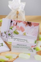 Personalized communion invitations and vignettes - Personalized communion decoration sets - Communion party - FirstCommunionStore.com